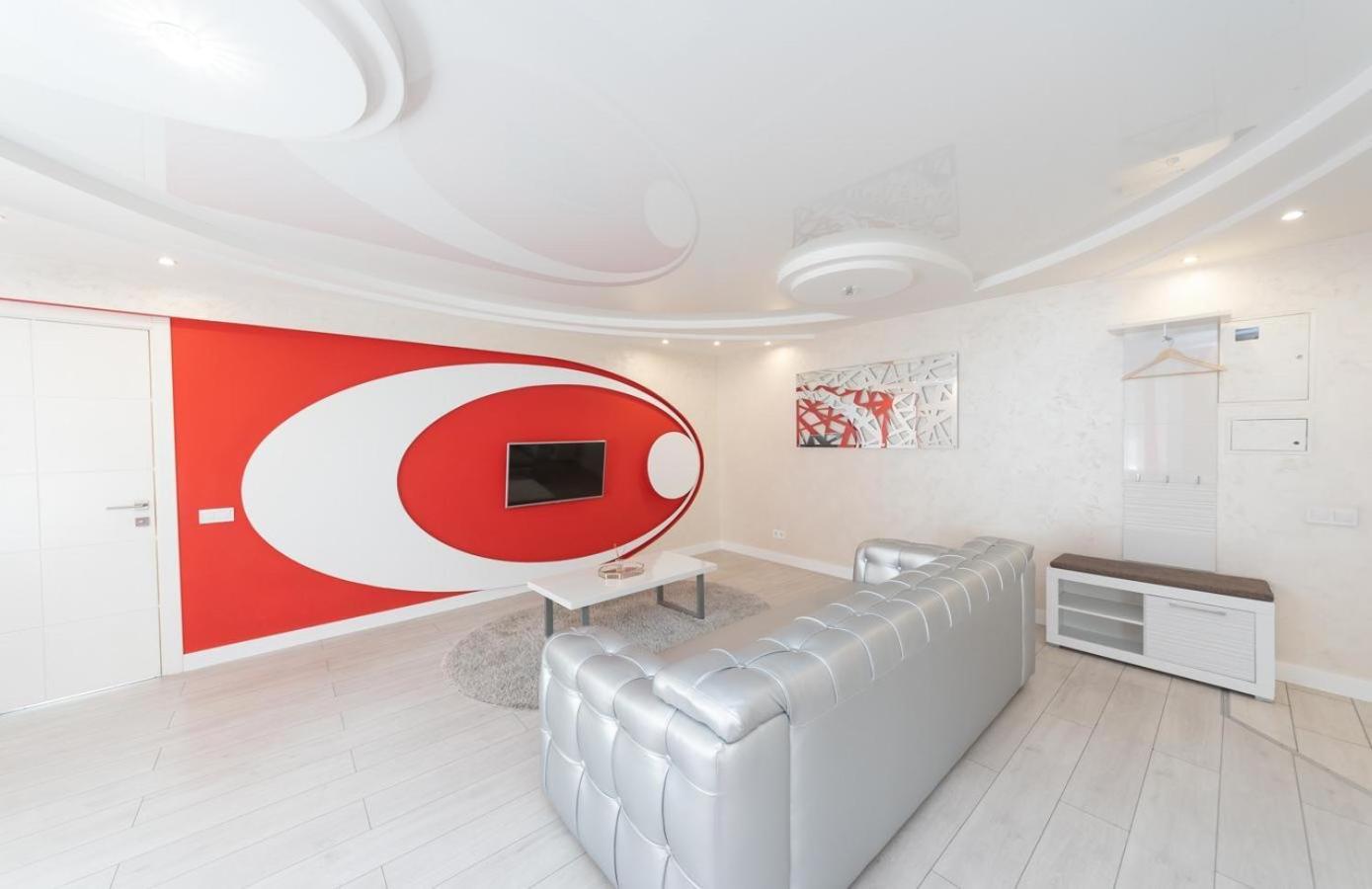 Flat24 On Lesi Ukrainki 3 Apartment เคียฟ ภายนอก รูปภาพ