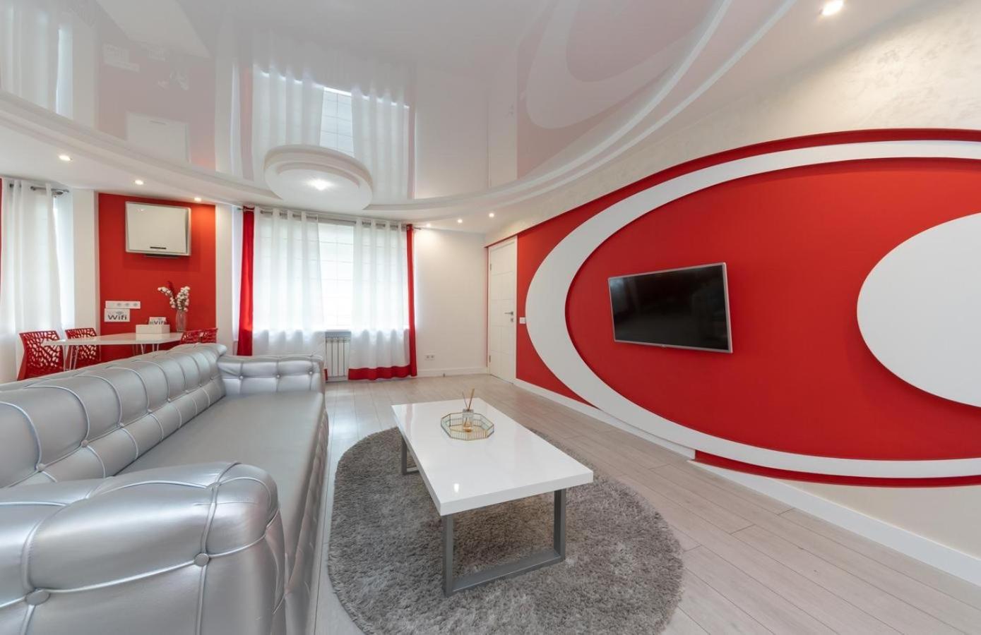 Flat24 On Lesi Ukrainki 3 Apartment เคียฟ ภายนอก รูปภาพ